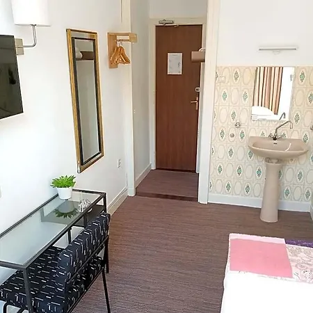Verdi Hotel 2*