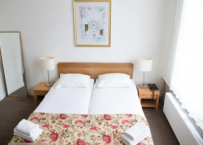 ホテル ヴェルディ 2*